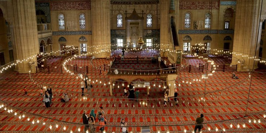 Selimiye Camisi'nde Ramazan hazırlığı