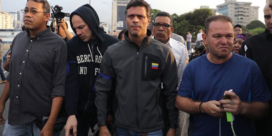 Venezuela'da muhalif lider Lopez İspanya Büyükelçiliğine sığındı