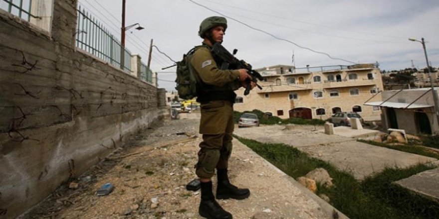 Yahudi yerleşimcilerden Filistinlilerin evlerine ırkçı saldırı