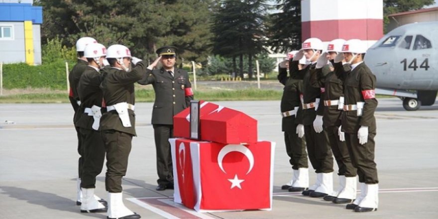 Şehit yüzbaşı Özdemir için Gaziantep'te tören