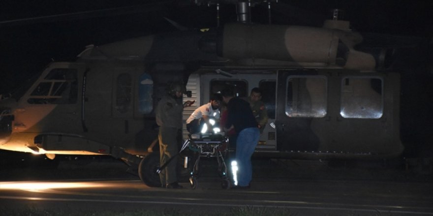Yaralı çocuk askeri helikopterle hastaneye kaldırıldı
