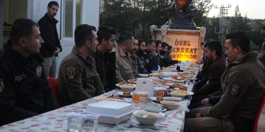 Mardin'de güvenlik güçlerinin zorlu iftarı