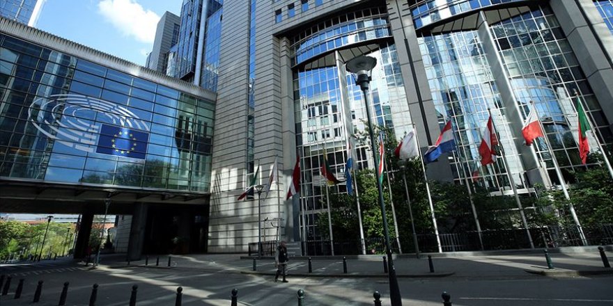 Anketlere göre İngiliz siyasetine Brexit Partisi damga vuracak