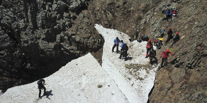 AA muhabirini arama çalışmaları 5'inci günde devam ediyor