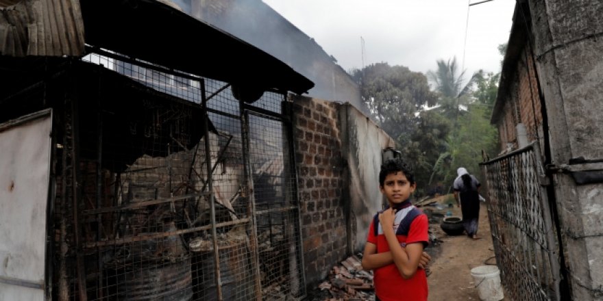 Sri Lanka'da Müslümanlara ait dükkanlar kundaklandı