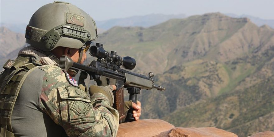 Hakkari'de bir askerimiz şehit