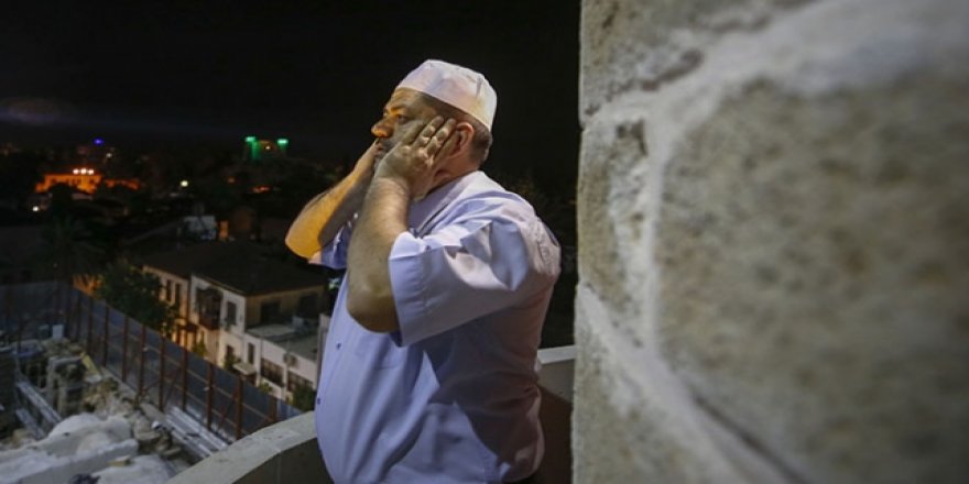 Fetih simgesi camide 123 yıl sonra ilk ezan okundu