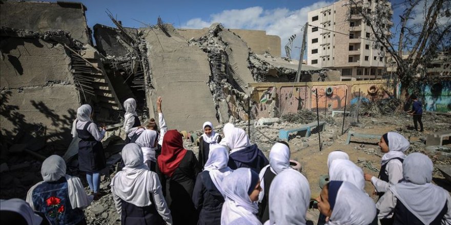 İşgalci İsrail okulları hedef aldı