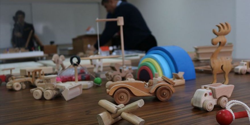Meslek liseleri oyuncak da üretecek