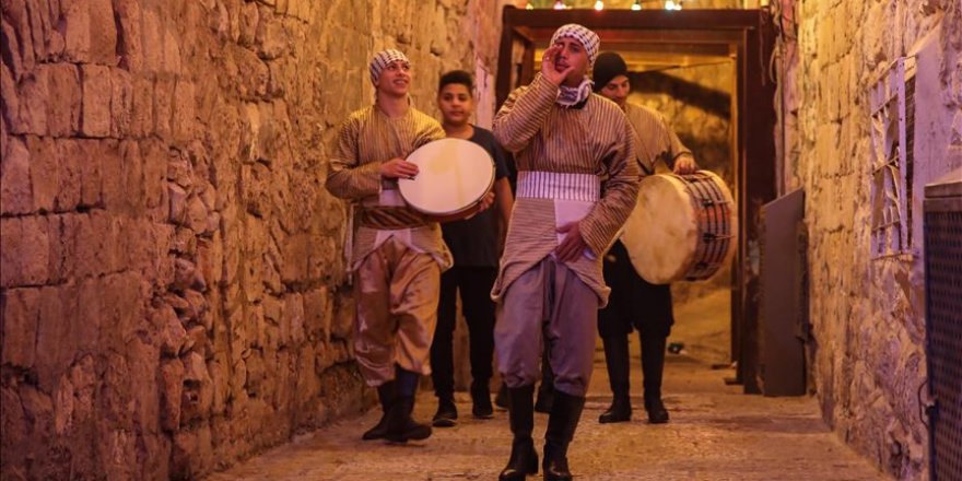 Baskılara rağmen Doğu Kudüs’te ramazan davulu geleneği yaşatılıyor