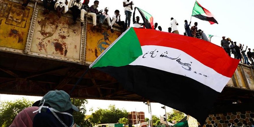 Sudan'da taraflar yeniden müzakere masasına oturuyor
