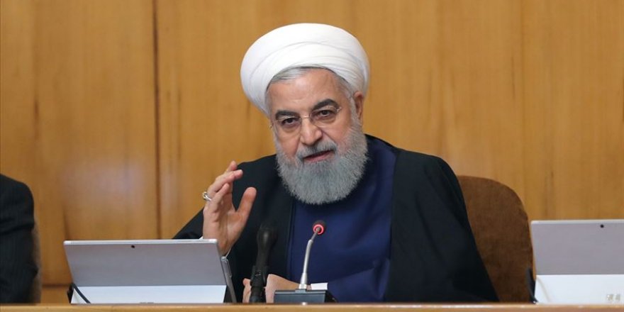 İran Cumhurbaşkanı Ruhani ABD'nin müzakere talebine cevap verdi