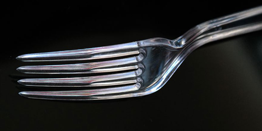 Muz ve patates kabuğundan plastik üretiyorlar