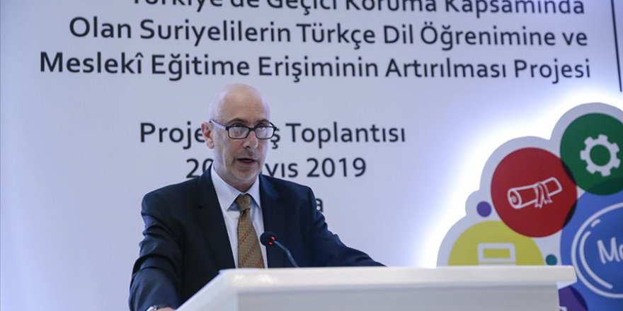 Türkiye’de yaşayan Suriyelilere Türkçe ve mesleki eğitim desteği