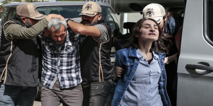 TBMM'ye girmeye çalışan teröristler tutuklandı