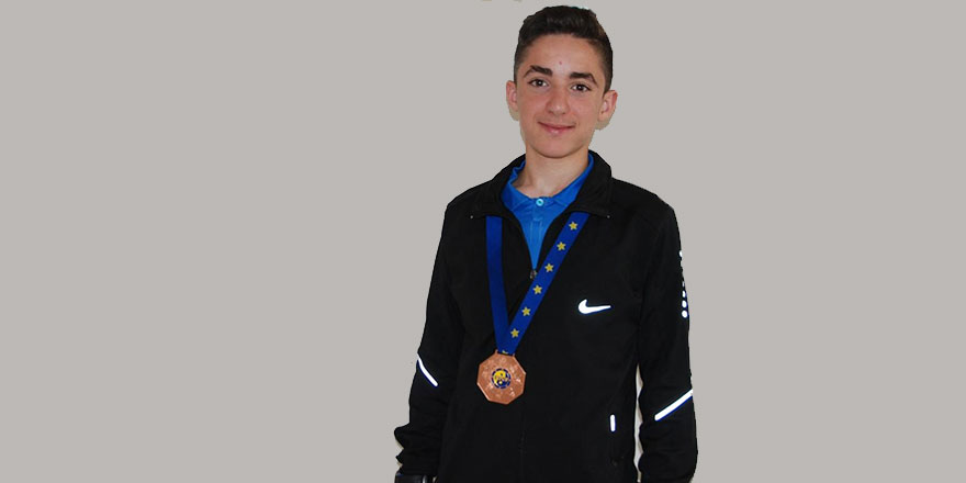 Said-i Nursi Anadolu İmam Hatip Lisesi öğrencisi Avrupa üçüncüsü oldu