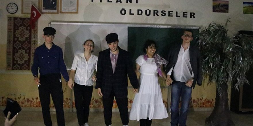 Liseliler 'uluslararası diploma' için yarışacak