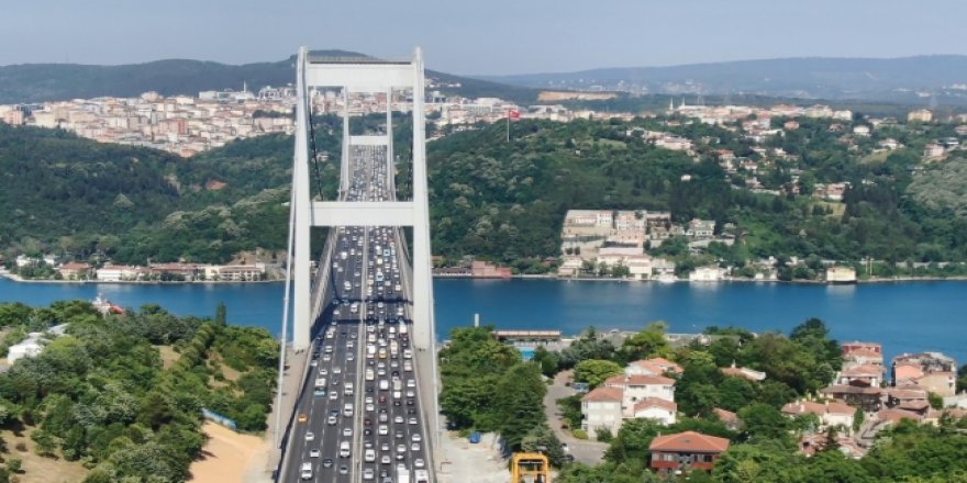 İstanbul'da beklenen bayram trafiği dün başladı