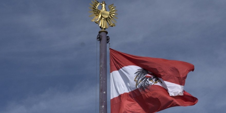 Müslüman oldukları için mülkiyet hakları yasaklandı