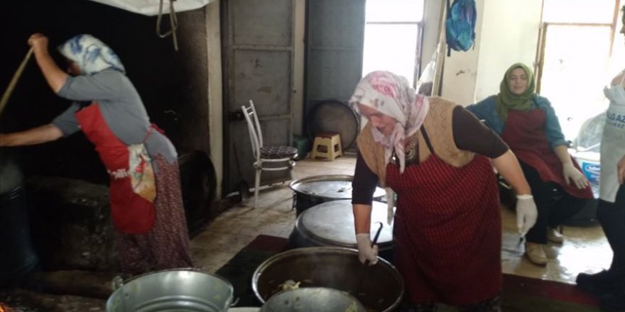 Arefe çorbası geleneği asırlardır sürdürülüyor