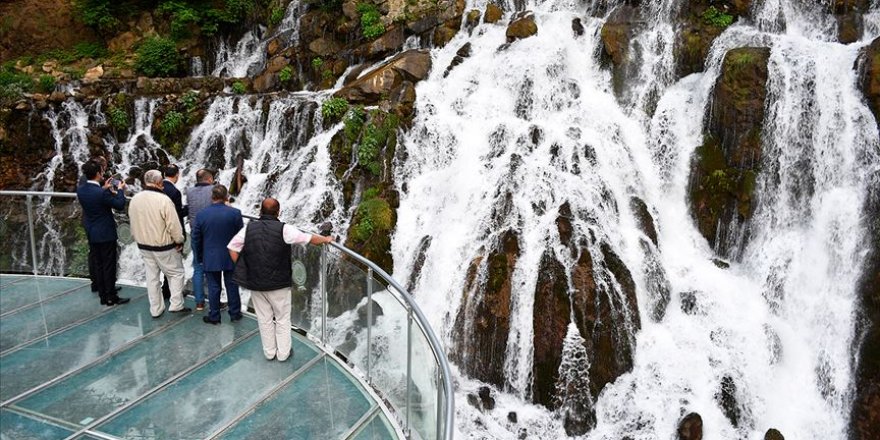 Tomara Şelalesi bayramda ziyaretçilerini bekliyor