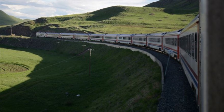 Doğu Ekspresi'nin 'en güzel karesi' için 10 bin lira ödül