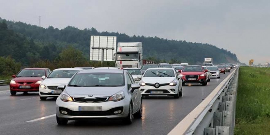 Bayram tatiline gidenler geri dönüyor