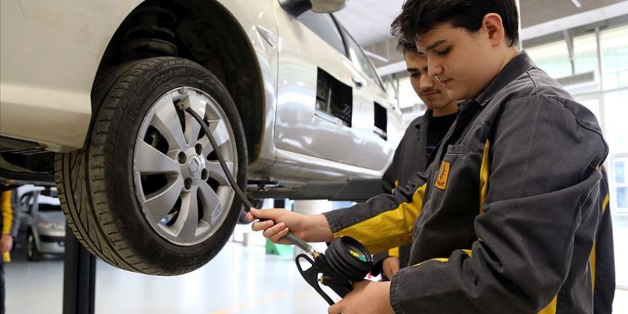 Otomotiv sektörü eleman ihtiyacını bu liseden karşılıyor
