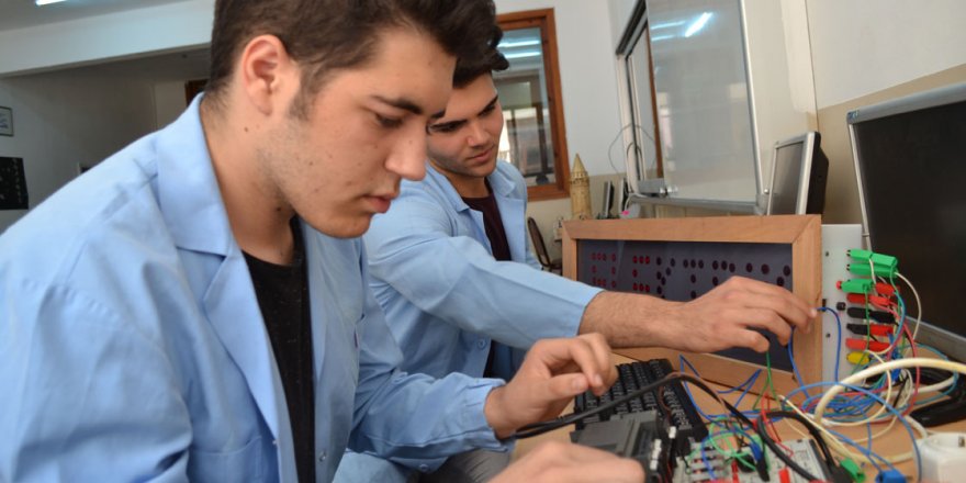 Üniversite-sanayi iş birliği güçlenerek devam ediyor