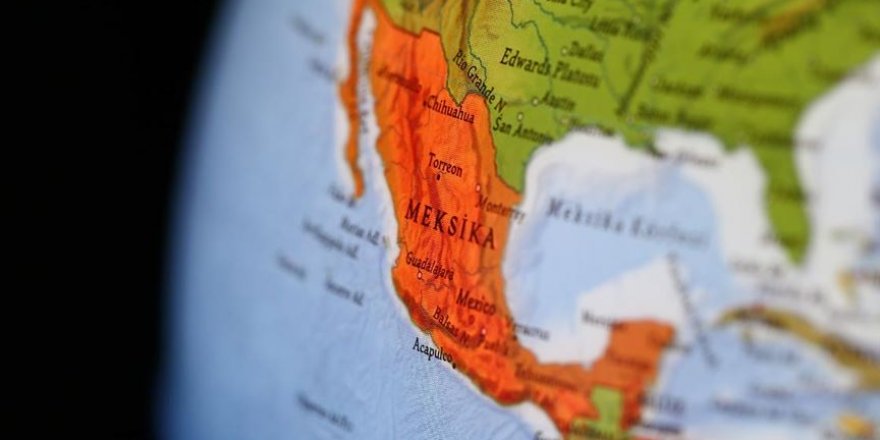 Meksika 68 sınır geçiş noktasında kontrolleri artırıyor