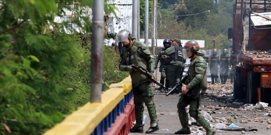 Venezuela Kolombiya sınırında çatışma: 12 ölü