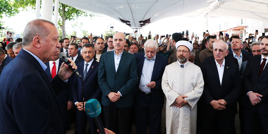 'Zalimler için yaşasın cehennem' diyen Erdoğan: Mursi demokrasi şehidi değil