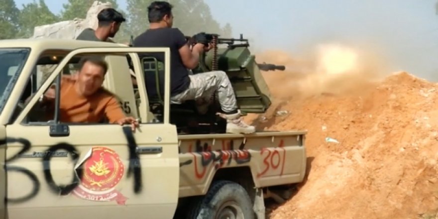 Kuşatma altındaki Trablus çevresinde çatışmalar sürüyor