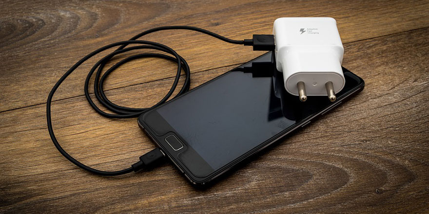 Cep telefonları rüzgar gücü ile şarj olacak