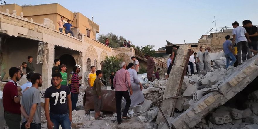 İdlib'e hava saldırıları: 4 ölü, 9 yaralı