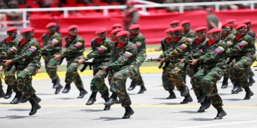 Darbelerle dolu tarihi ile Venezuela