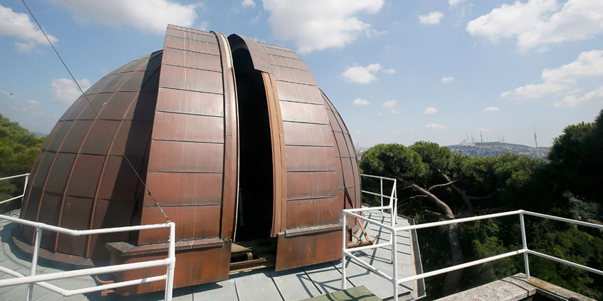 Kandilli Rasathanesi'nde tsunami riski 7/24 izleniyor