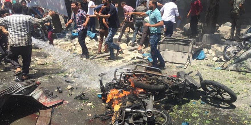 Suriye'nin kuzeyindeki Bab'da eş zamanlı patlamalar
