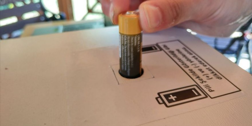 Liselilerden çevre kirliliğine karşı atık pil ünitesi