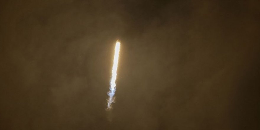 Husilerden Abha Havalimanı'na saldırı