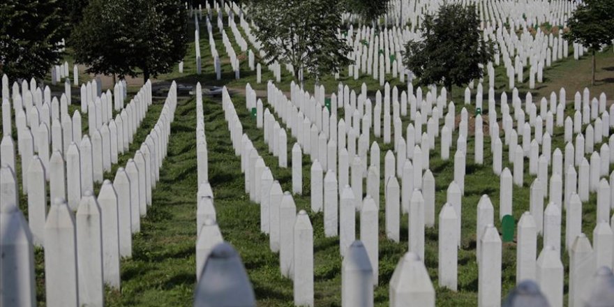 Boşnak milletinin en derin yarası: Srebrenitsa soykırımı
