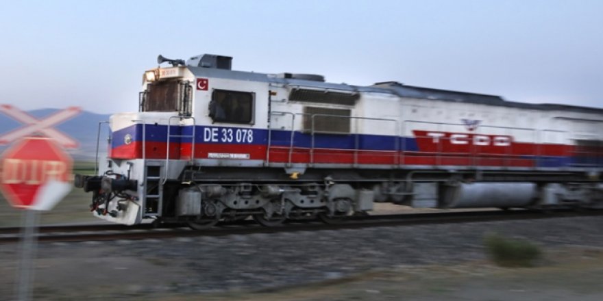 Tahran-Ankara treninin ilk yolcuları Van'a ulaştı