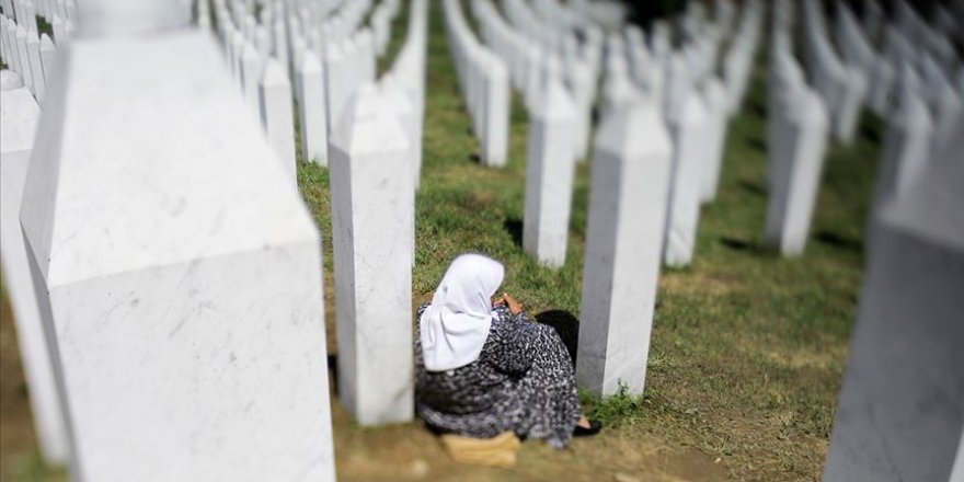 Srebrenitsa soykırımının sekiz aşaması