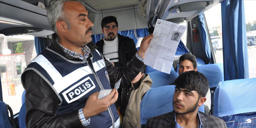 Suriyelilere 'yol izin belgesi' uyarısı