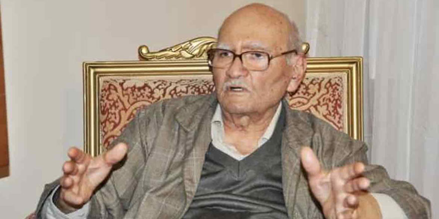 Eski Devlet Bakanı Süleyman Arif Emre vefat etti