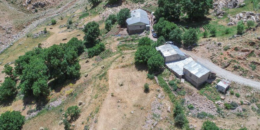 Terörden arındırılan mezralarında huzura kavuştular