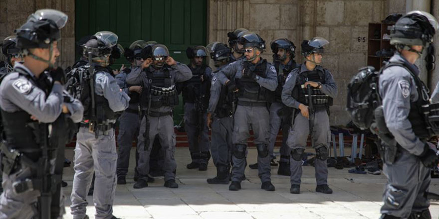 Rutin hale getirdiler: Fanatik Yahudilerden Mescid-i Aksa'ya baskın