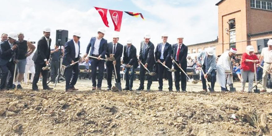 Almanya'da Ayasofya Camiinin temeli atıldı