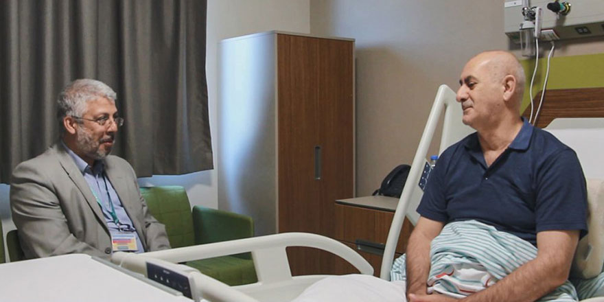 Hasta vatandaşlara manevi destek