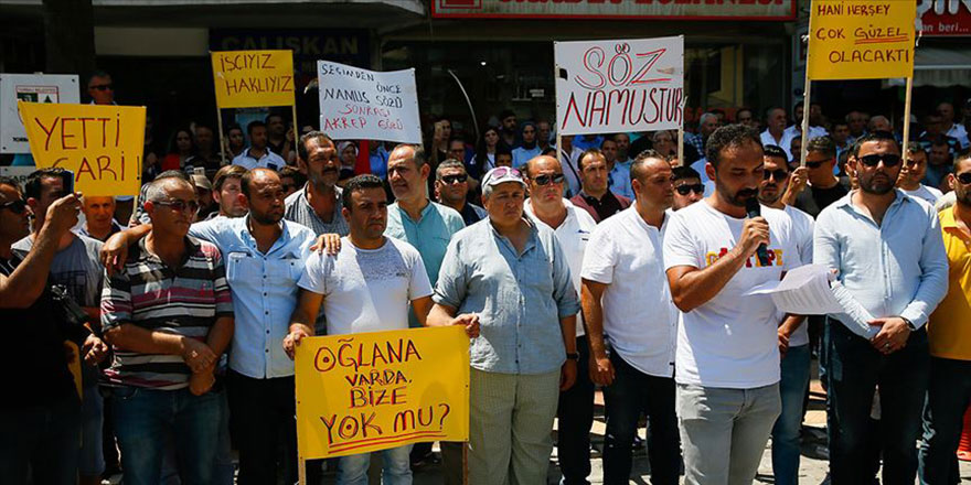 İşlerine son verilen 400 belediye çalışanından eylem